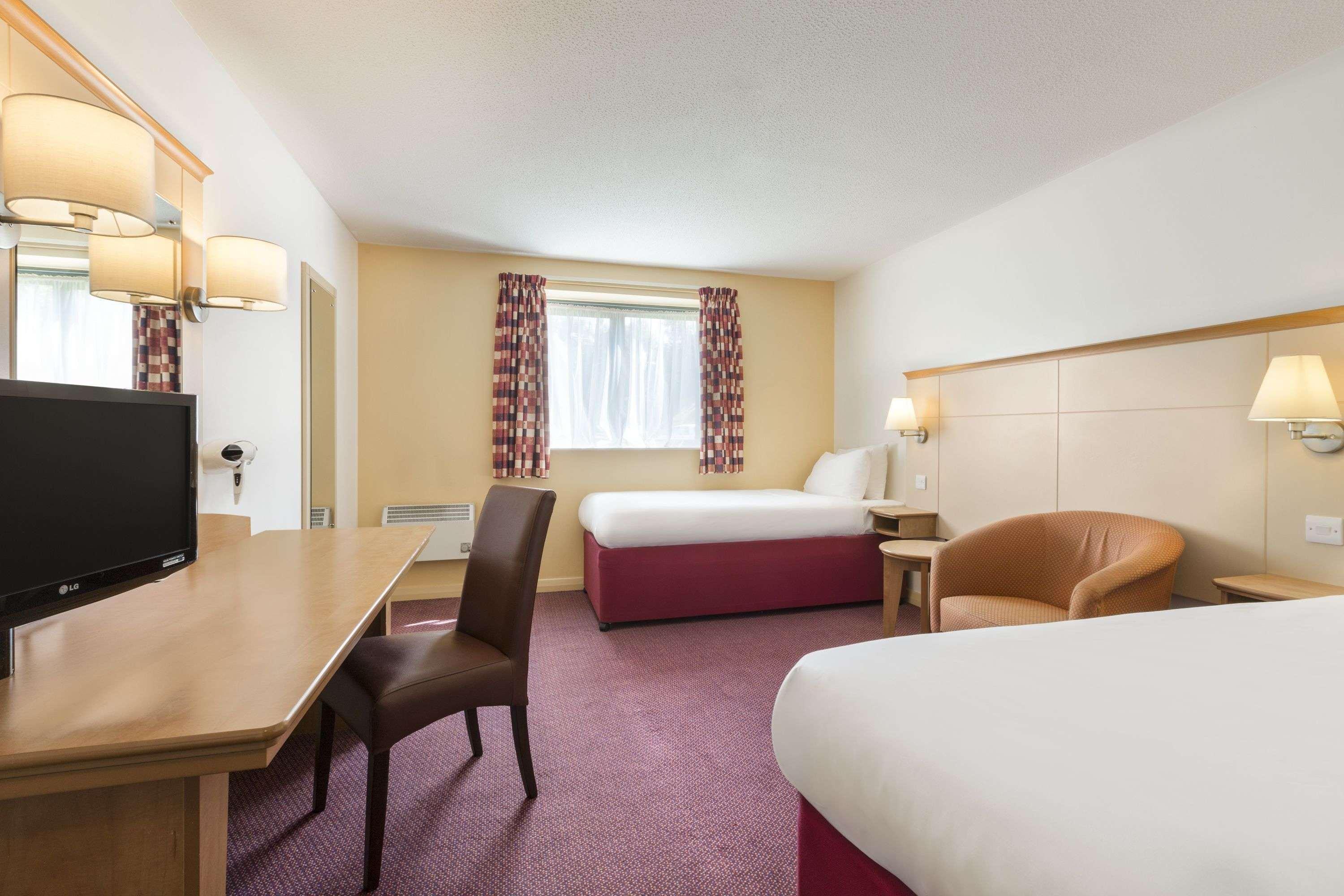 Days Inn Винчестер Экстерьер фото